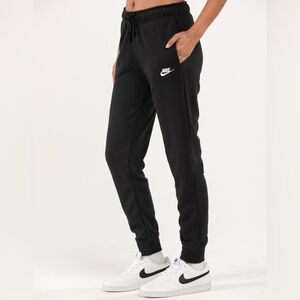 Nike Sportswear Club Women’s Fleece Sweatpants